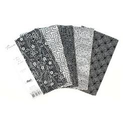 Baumwollstoff Webware mit Muster Tissu de Marie - 5 Stck a 50x57cm Devoted Daisy (Schwarz, Grau) Devoted Daisy (Schwarz, Grau)