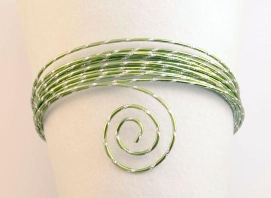 Aluminiumdraht Aludraht Diamond cut Effekt 2mm x 5m, ELOXIERT Apple green Apple green